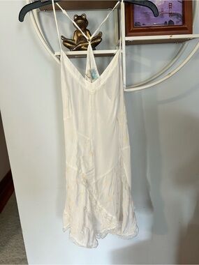 Free People Intimates Women’s XS Extra Small Cream Floral Racer Back Festival